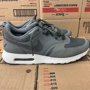 Nike Air Max Vision Cool Grey White-Wolf... 918230-006
